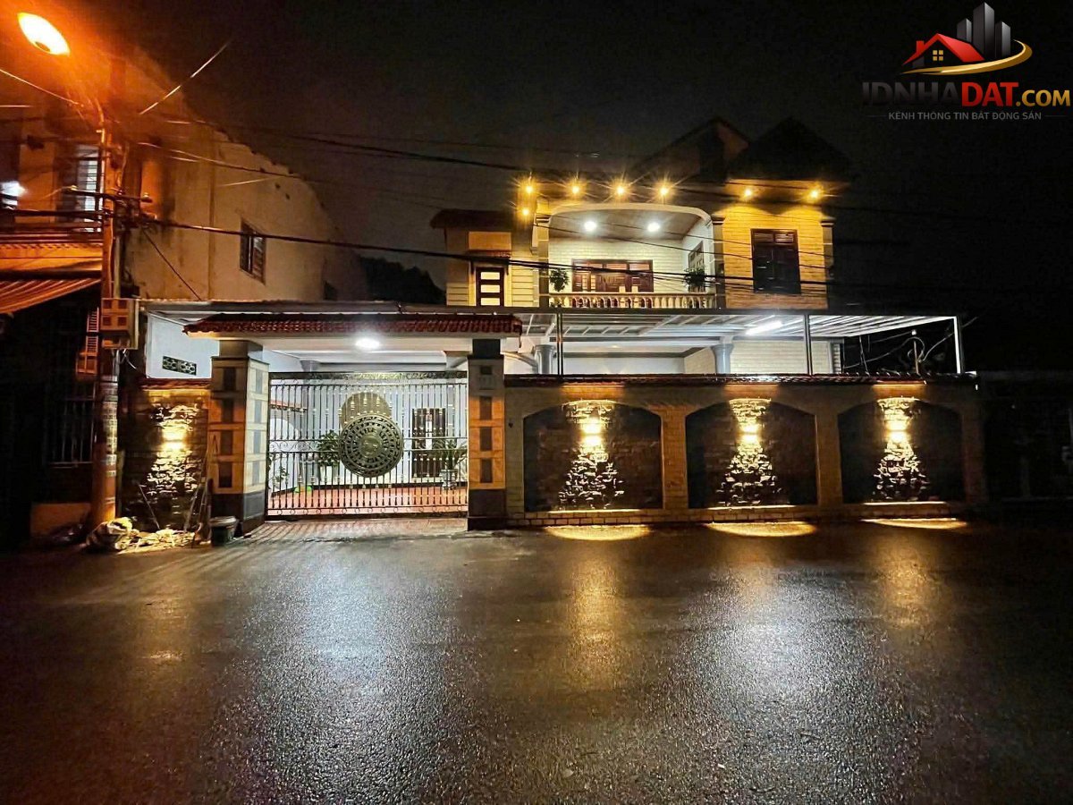 Bán biệt thự Đường Bùi Chát – Phường cũ Hòa Khánh Bắc Quận Liên Chiểu – Phường mới Hòa Khánh Bắc – Thành phố Đà Nẵng diện tích 143m2 giá 6.9 tỷ