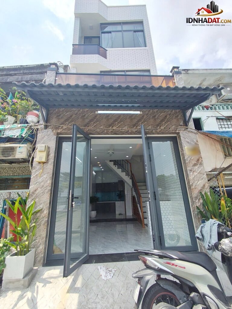 Nhà mới 4 tầng mặt tiền đường Chánh Hưng – Phường cũ 10 Quận 8 – Phường mới 10 – Thành phố Hồ Chí Minh diện tích 36m2 giá 5.39 tỷ