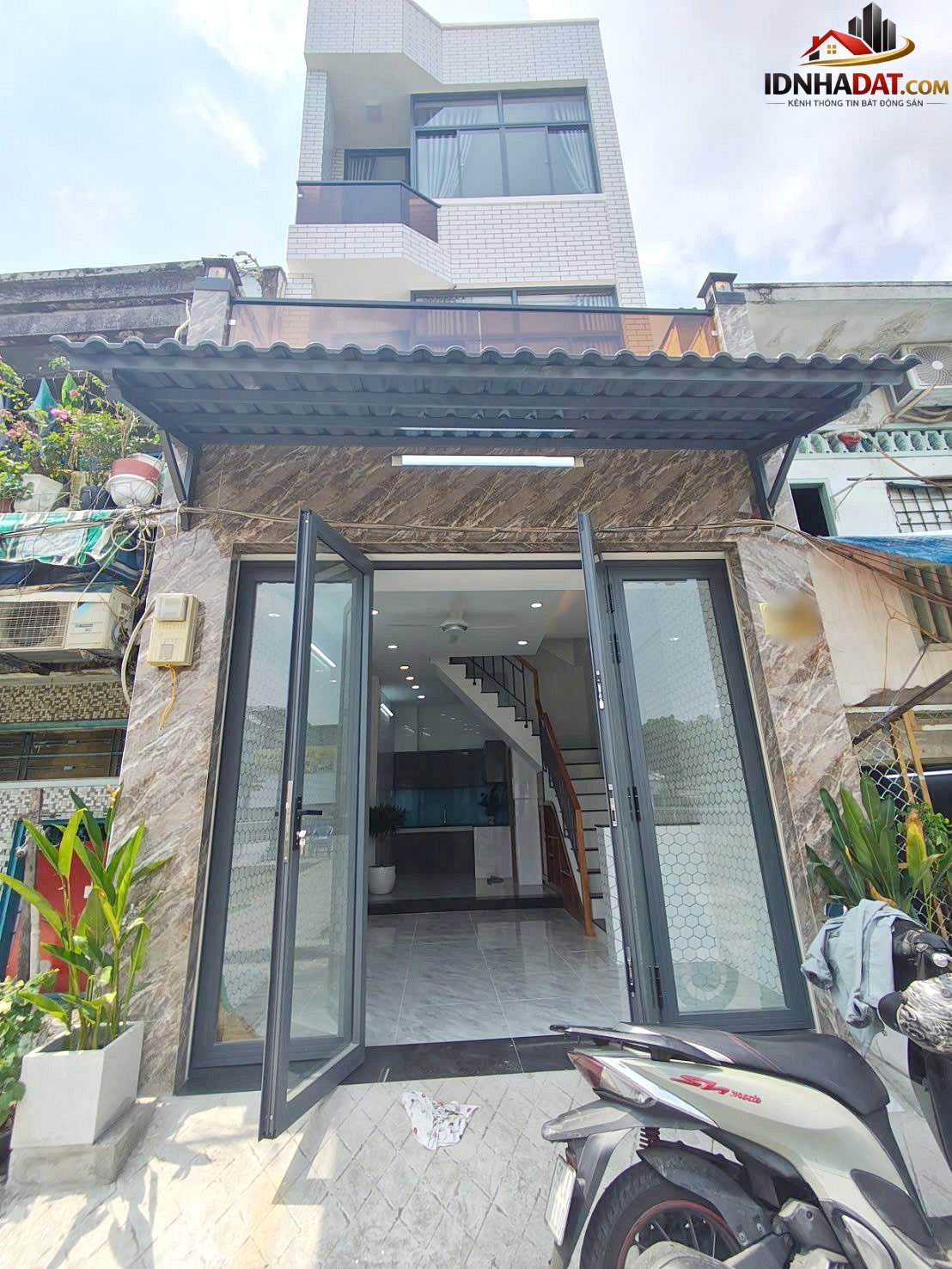 Nhà mới 4 tầng mặt tiền đường Chánh Hưng – Phường cũ 10 Quận 8 – Phường mới 10 – Thành phố Hồ Chí Minh diện tích 36m2 giá 5.39 tỷ