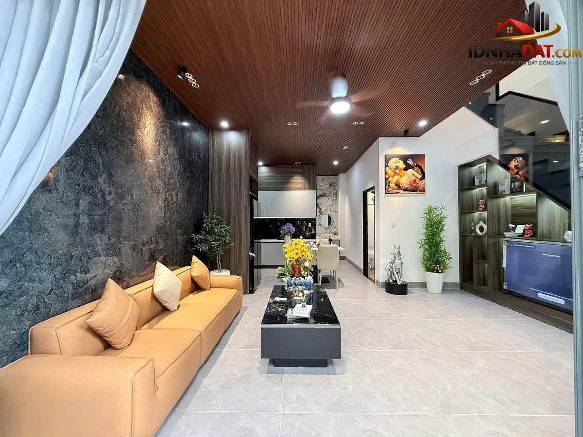 Chính chủ cần bán gấp nhà 3 tầng trần cao vân – Đường Trần Cao Vân – Phường cũ Chính Gián – Quận Thanh Khê – Phường mới Chính Gián – Thành phố Đà Nẵng – Diện tích 63m2 – Giá 5.65 tỷ